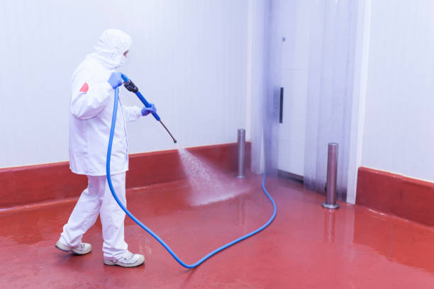 Best Animal Enclosure Cleaning  in Livingston, CA